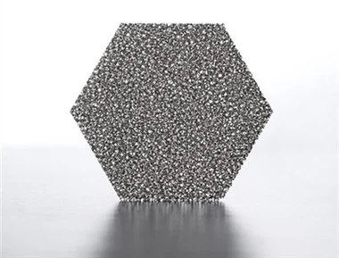 ছিদ্রযুক্ত ধাতু